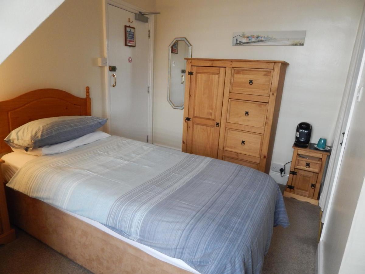 The Garfield Guest House Eastbourne Ngoại thất bức ảnh
